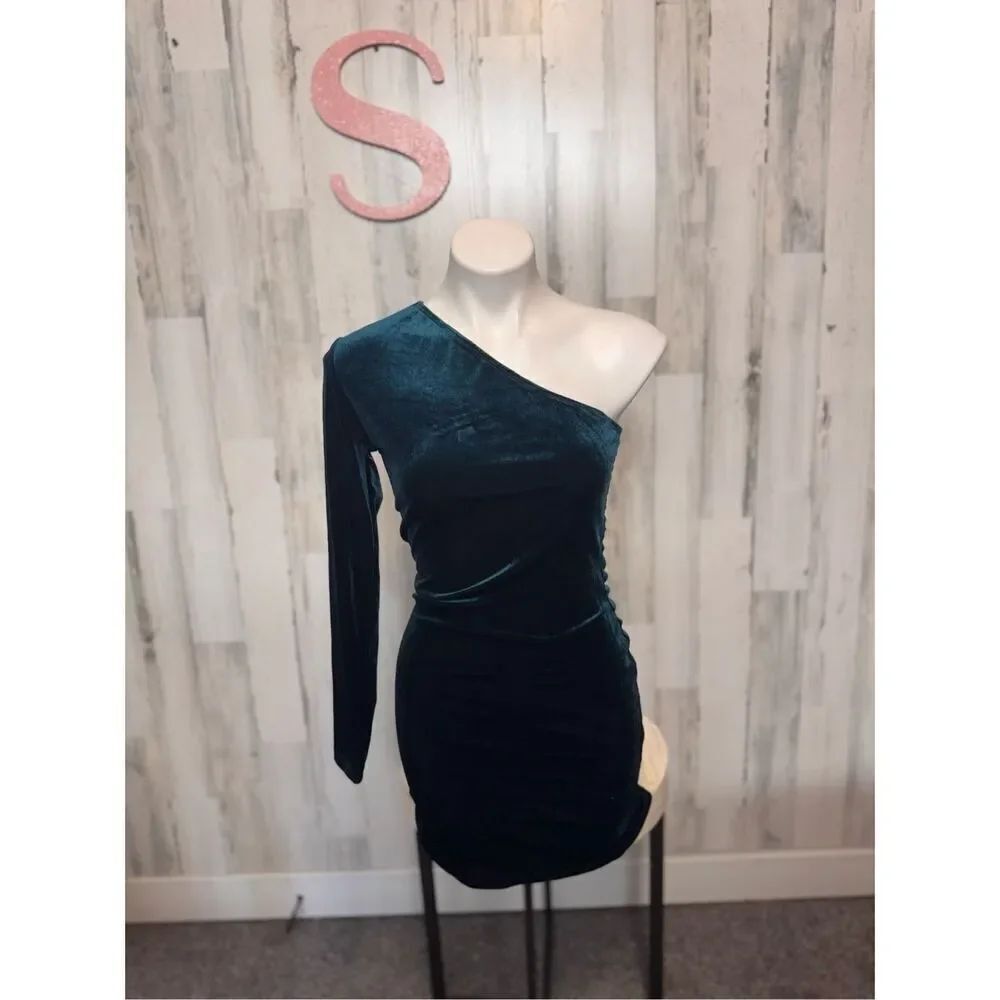 Velvet Bodycon one shoulder dress